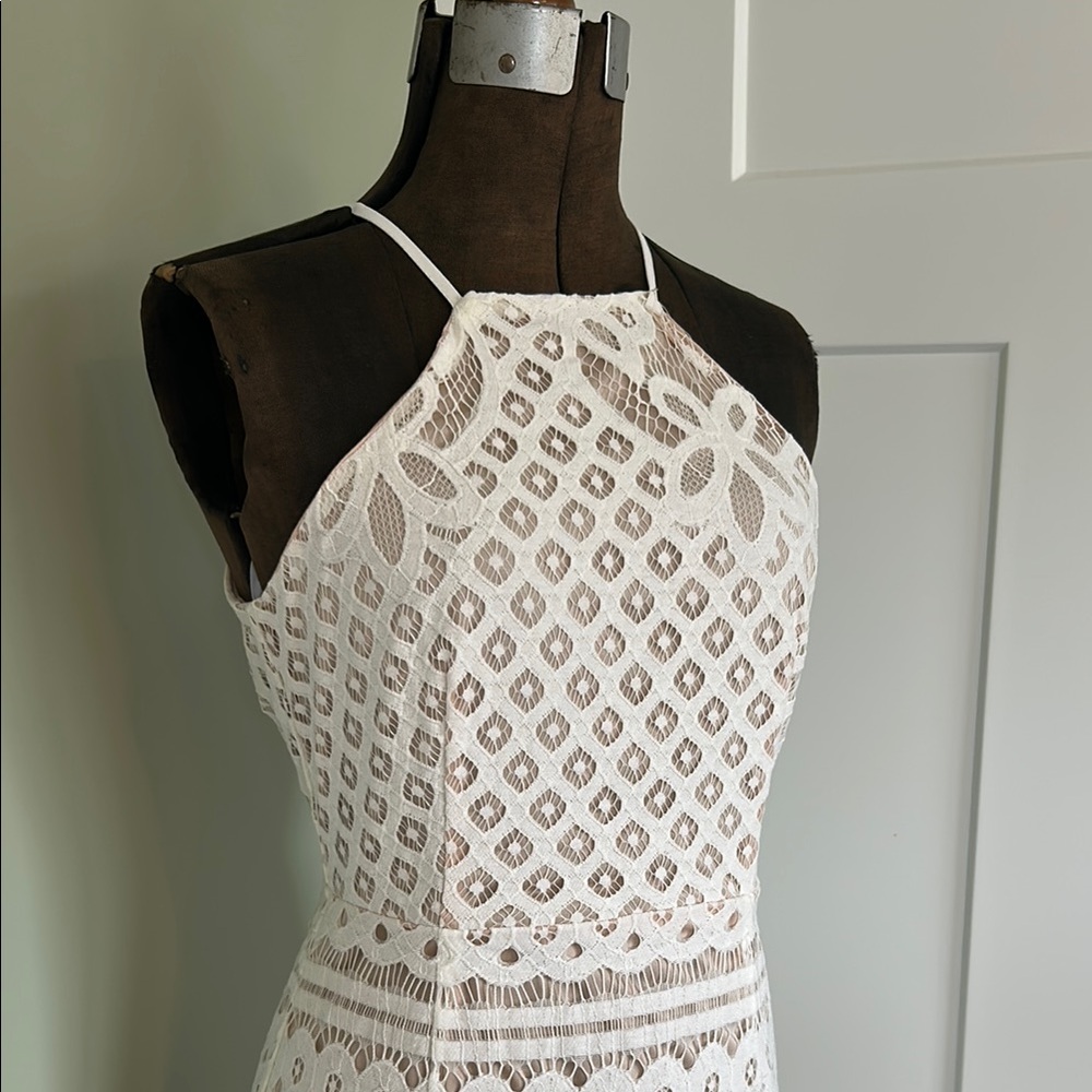 Elegant White Lace Dress Lulus size med Backless halter top graduation dress.